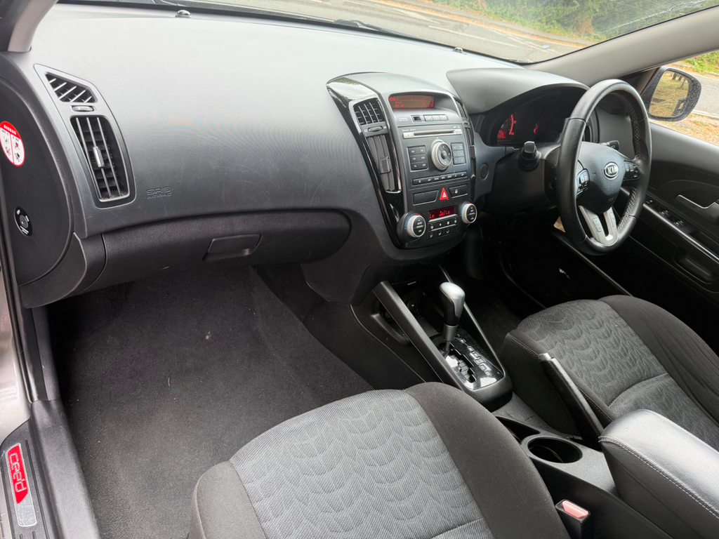 Kia Ceed 1.6 Crdi 3 Hatchback Euro 5 113 B #3