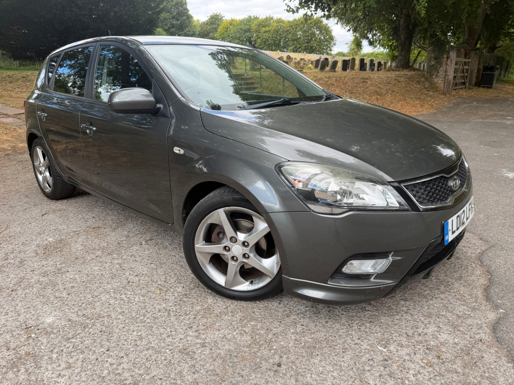 Kia Ceed 1.6 Crdi 3 Hatchback Euro 5 113 B