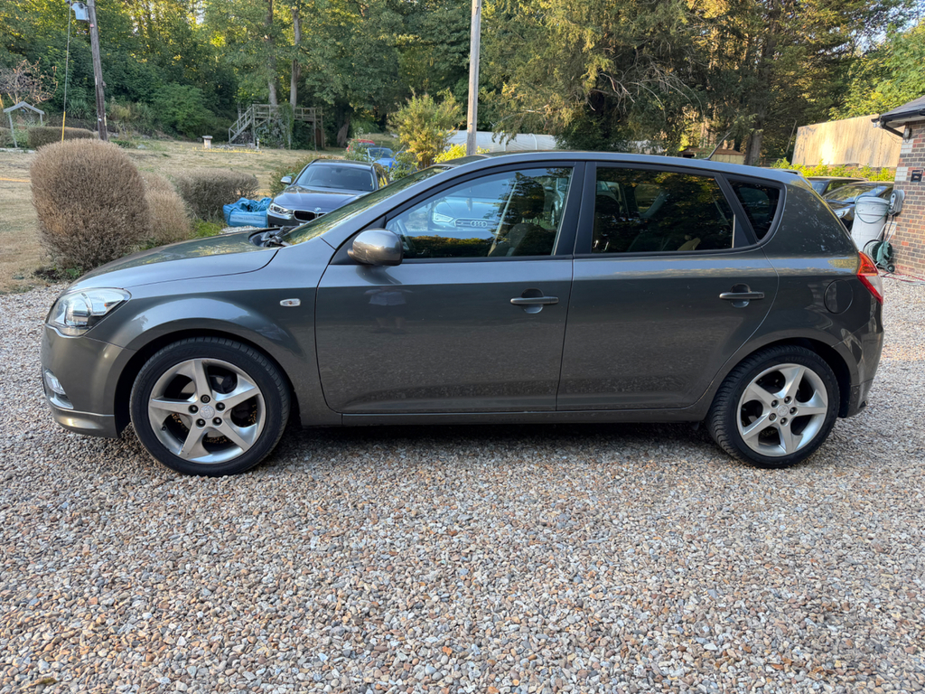 Kia Ceed 1.6 Crdi 3 Hatchback Euro 5 113 B #5