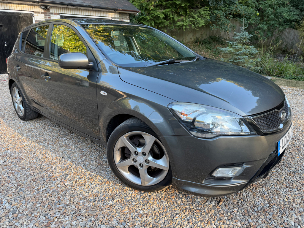 Kia Ceed 1.6 Crdi 3 Hatchback Euro 5 113 B