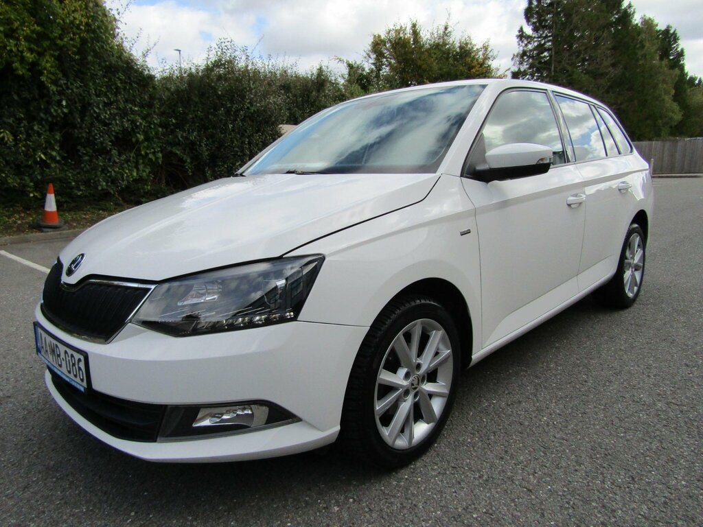 Skoda Fabia 1.0 Se Estate Lhd White