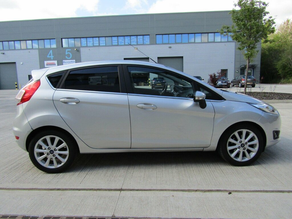 Ford Fiesta 1.0T Eco Boost Titanium Silver #6