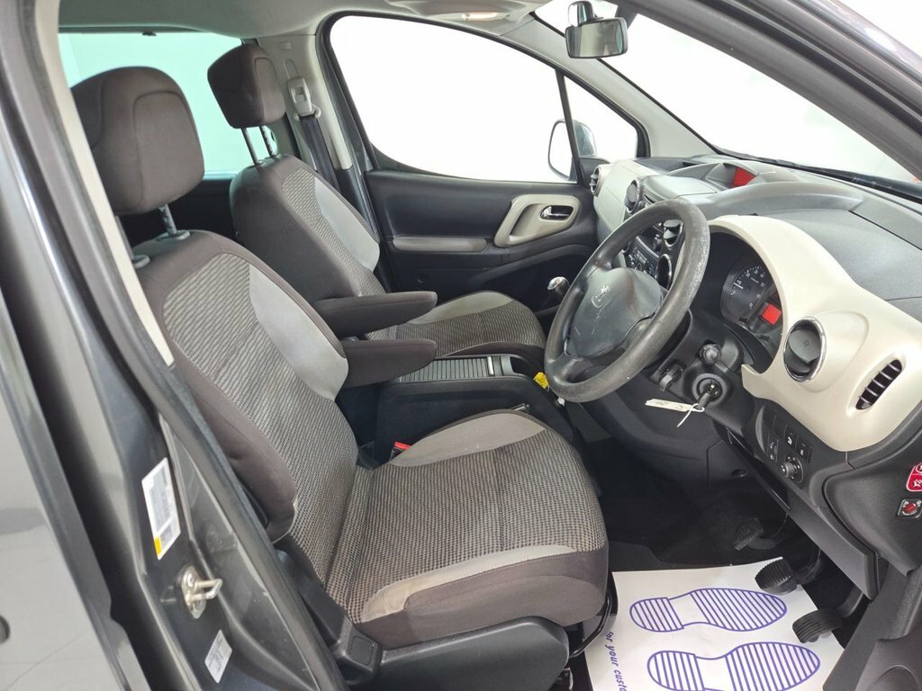 Peugeot Partner Tepee 1.6L Hdi Ss Tepee S 92 Bhp Blue #17