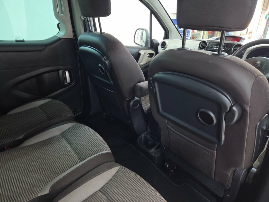 Peugeot Partner Tepee 1.6L Hdi Ss Tepee S 92 Bhp Blue #24