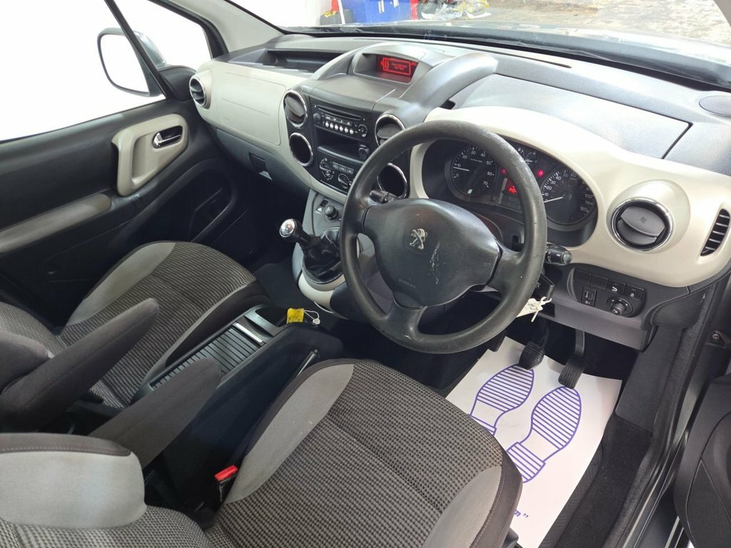 Peugeot Partner Tepee 1.6L Hdi Ss Tepee S 92 Bhp Blue #16