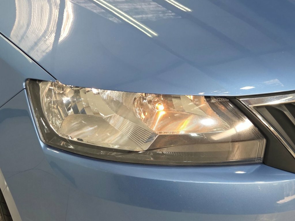 Skoda Rapid Hatchback 1.2 Tsi Sport Euro 5 201414 Blue #42