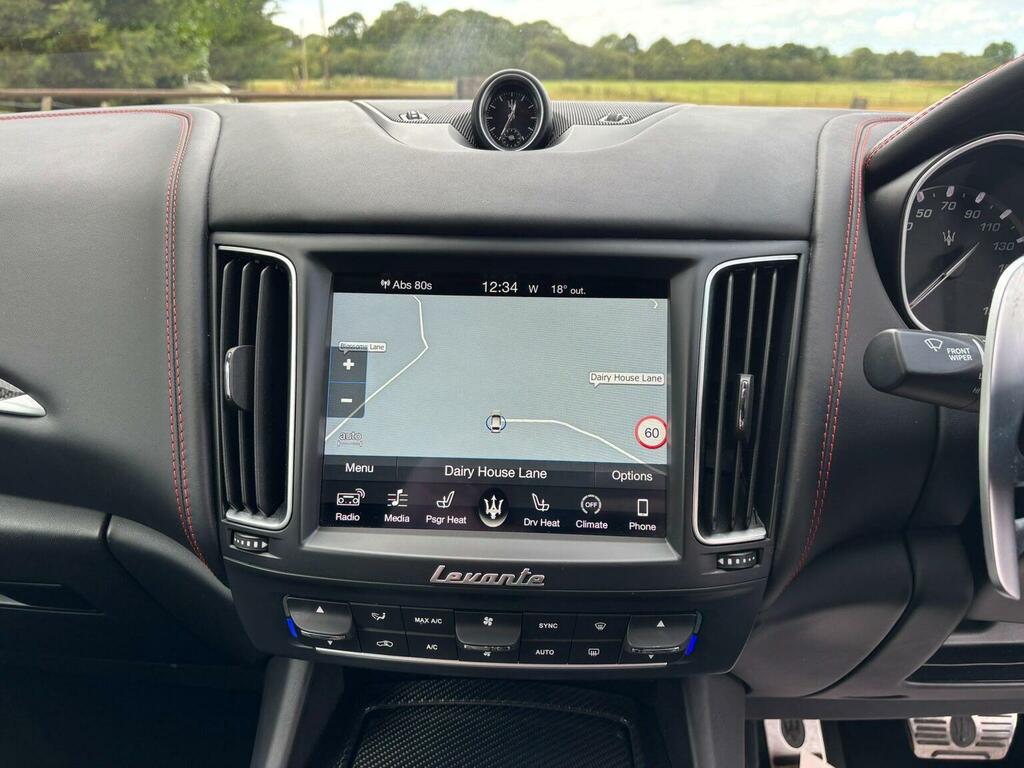 Maserati Levante Gransport S #22