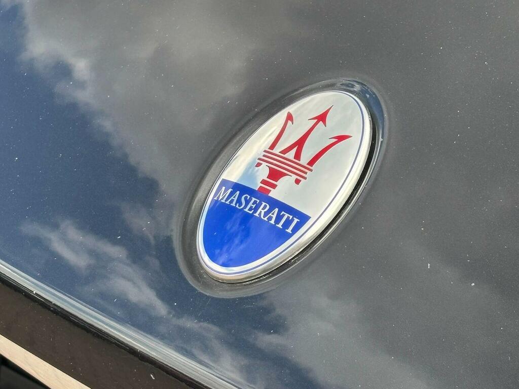 Maserati Levante Gransport S #33