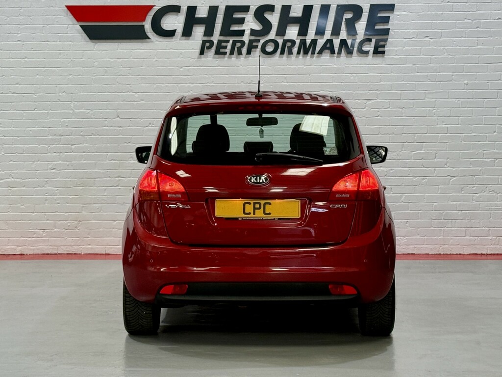 Kia Venga Mpv 1.4 Crdi 2 2013 Red #5
