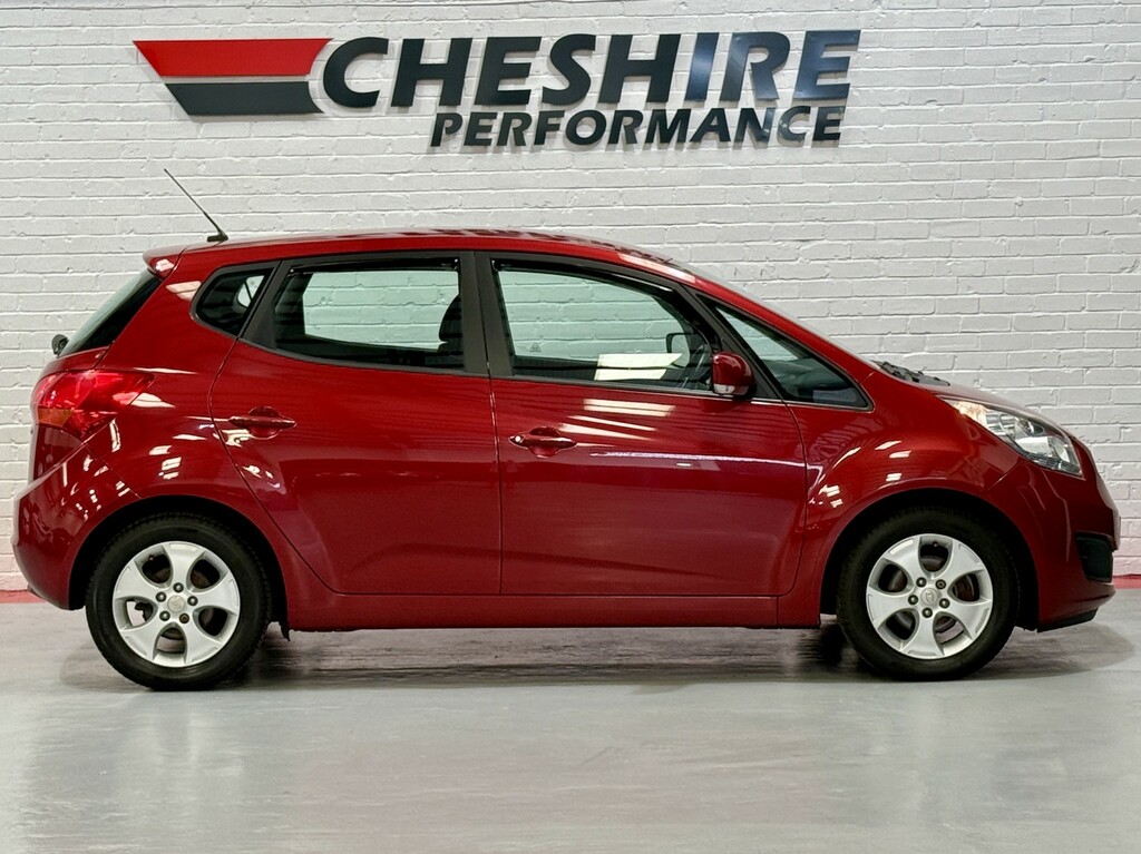 Kia Venga Mpv 1.4 Crdi 2 2013 Red #3