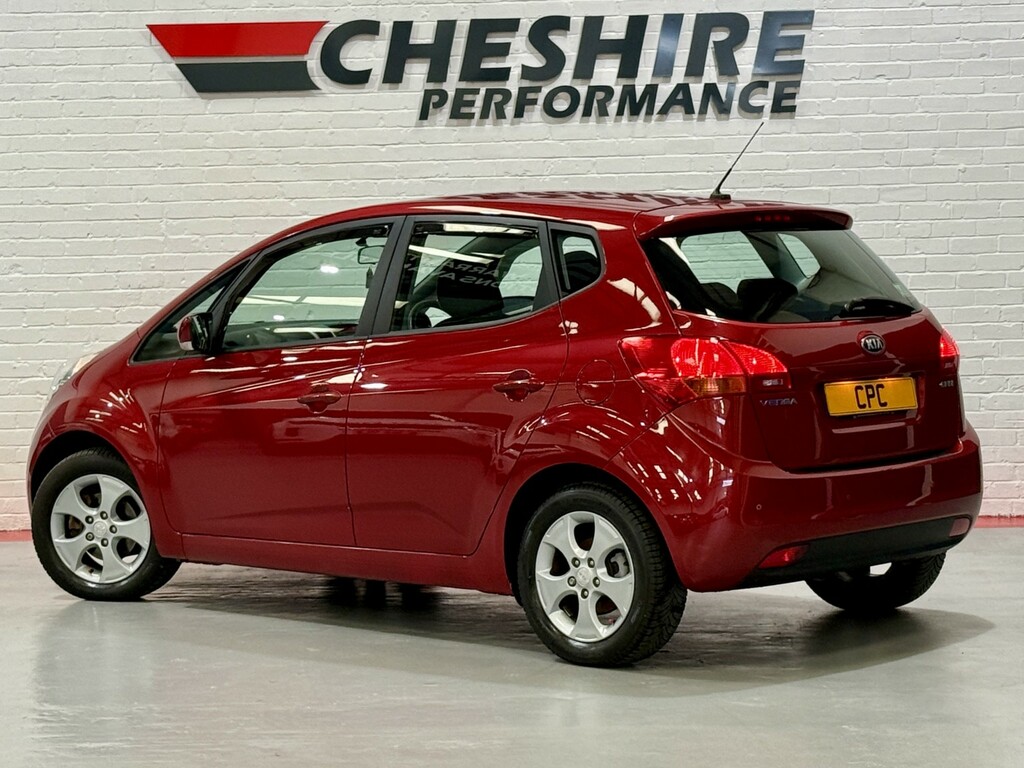 Kia Venga Mpv 1.4 Crdi 2 2013 Red #6