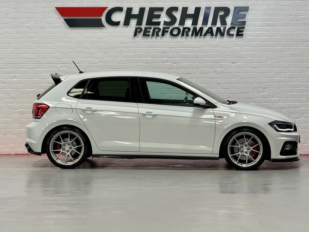 Volkswagen Polo Hatchback 2.0 Tsi Gti 2019 White #3