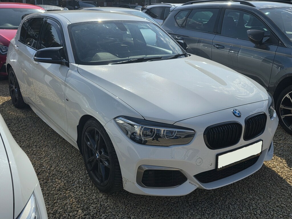 BMW 1 Series Hatchback 3.0 M140i Shadow Edition 5-Door 2017 White