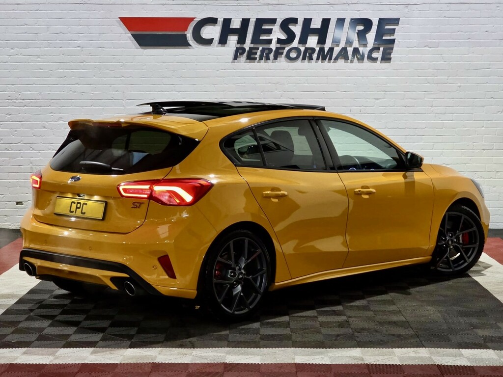 Ford Focus Hatchback 2.3 T Ecoboost St - Cp Stage 1 Pan AK20BJE Orange #4