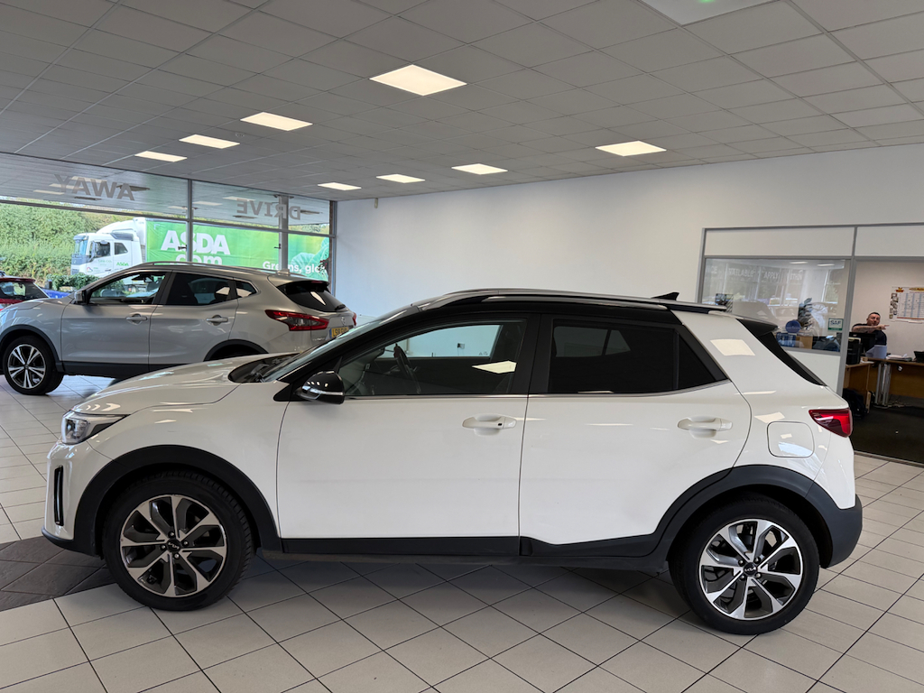 Kia Stonic 1.0 L Connect #4