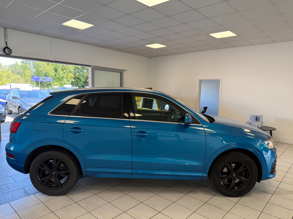Audi Q3 1.4 L Tfsi Sport #2