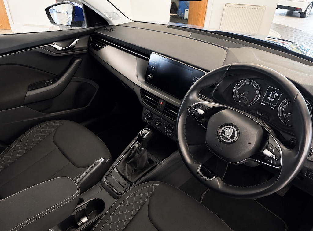 Skoda Kamiq 1.0 L Se Tsi Dsg #6