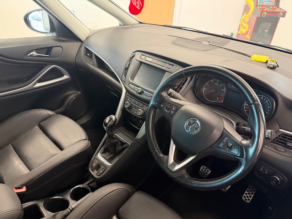 Vauxhall Zafira Tourer 1.4 L Sri Nav  #5