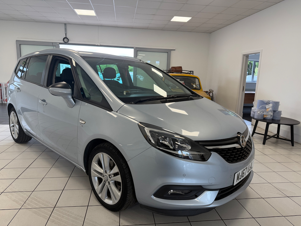 Vauxhall Zafira Tourer 1.4 L Sri Nav  #2