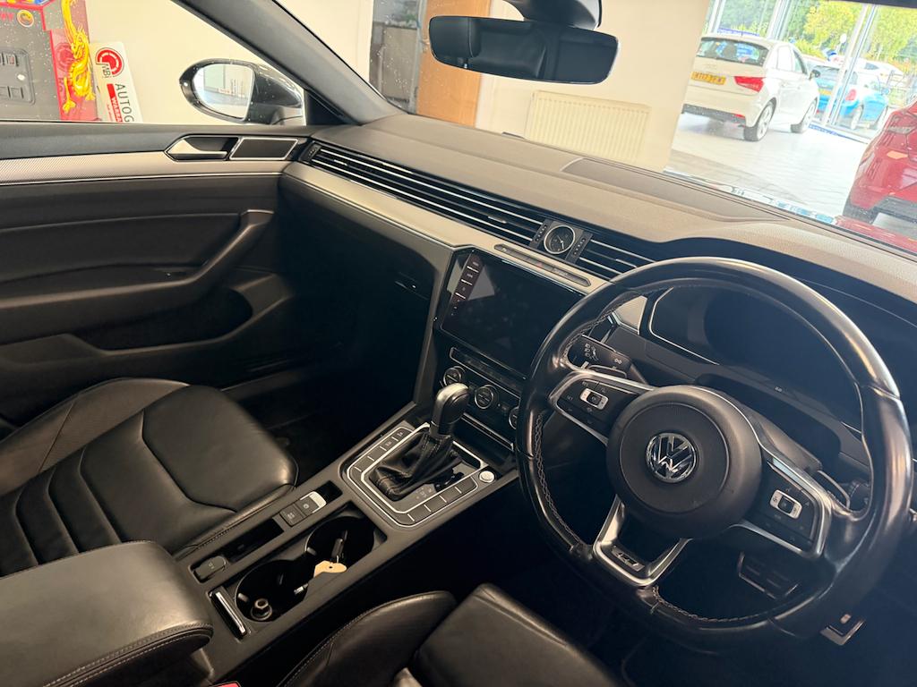 Volkswagen Arteon 2.0 L R-line Tdi 4Motion Dsg Grey #4