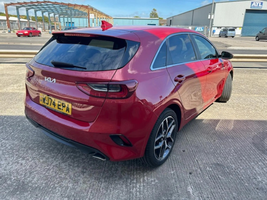 Kia Ceed 1.5 T-gdi 3 Hatchback Euro 6 S Red #3