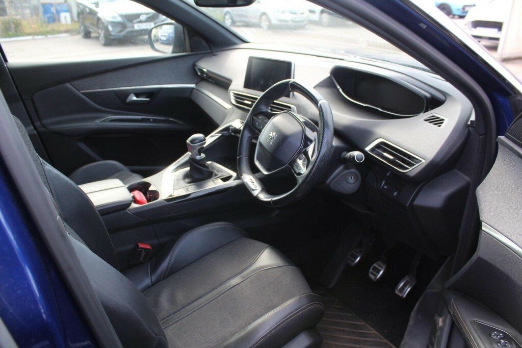 Peugeot 3008 Suv 1.5 Bluehdi Gt Line Euro 6 Ss 201919 SG19KPO Blue #6