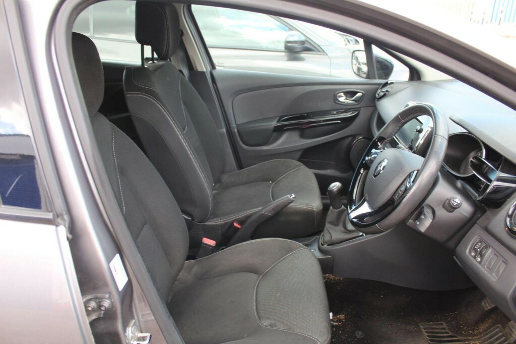 Renault Clio 1.2 16V Dynamique Medianav Euro 5 4,782 Car De  #5