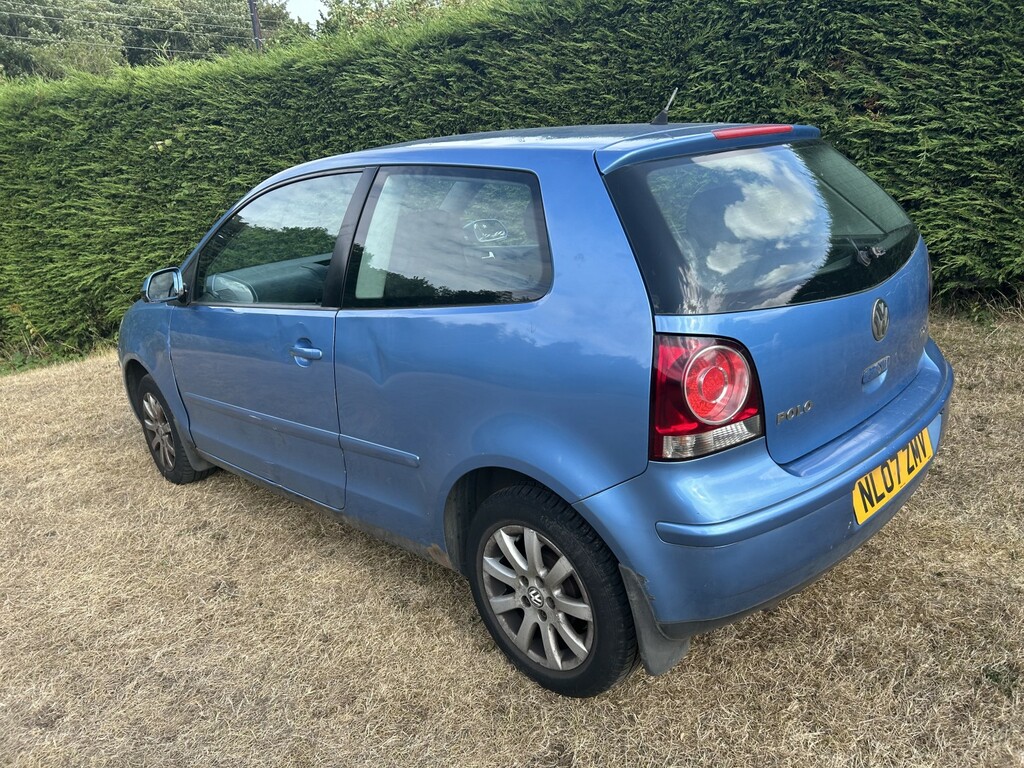 Volkswagen Polo 1.4 Tdi Se Blue #2