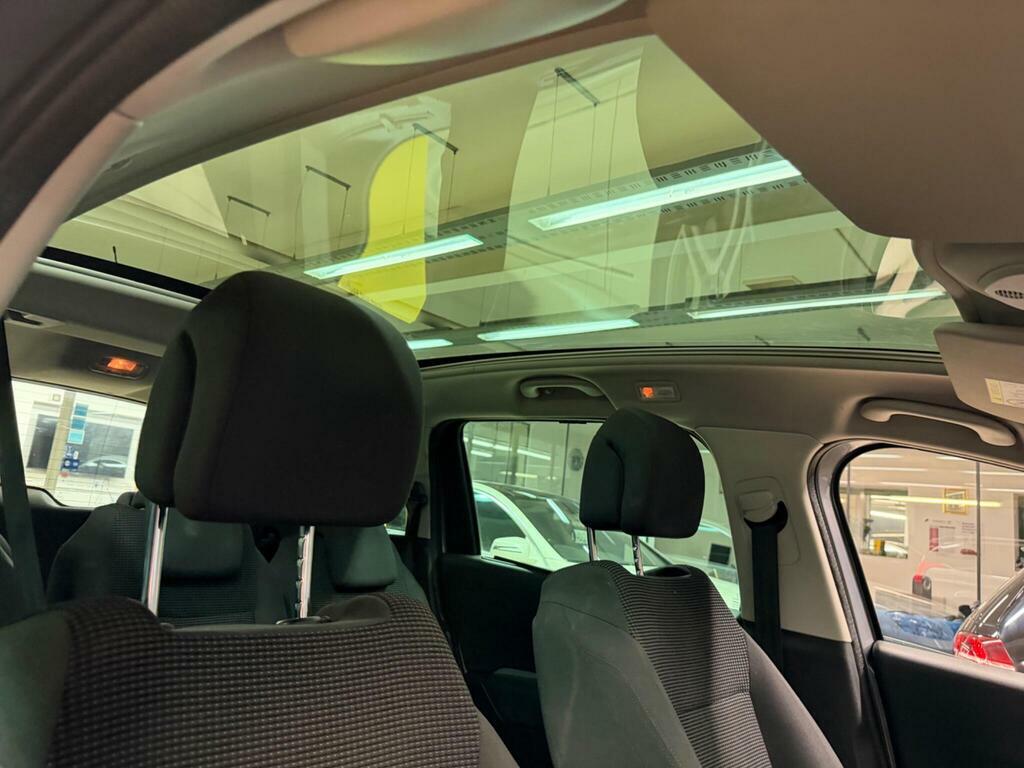 Peugeot 5008  White #17