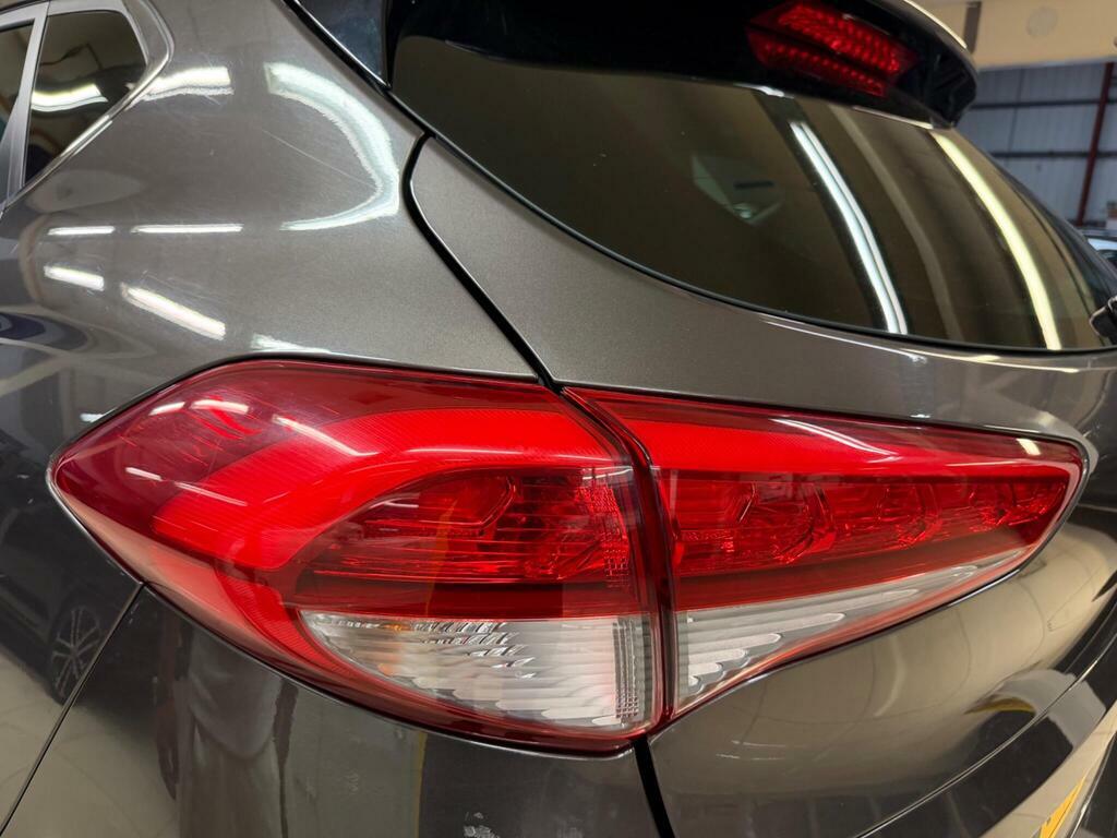 Hyundai Tucson 2.0 Crdi Premium Se Silver #11