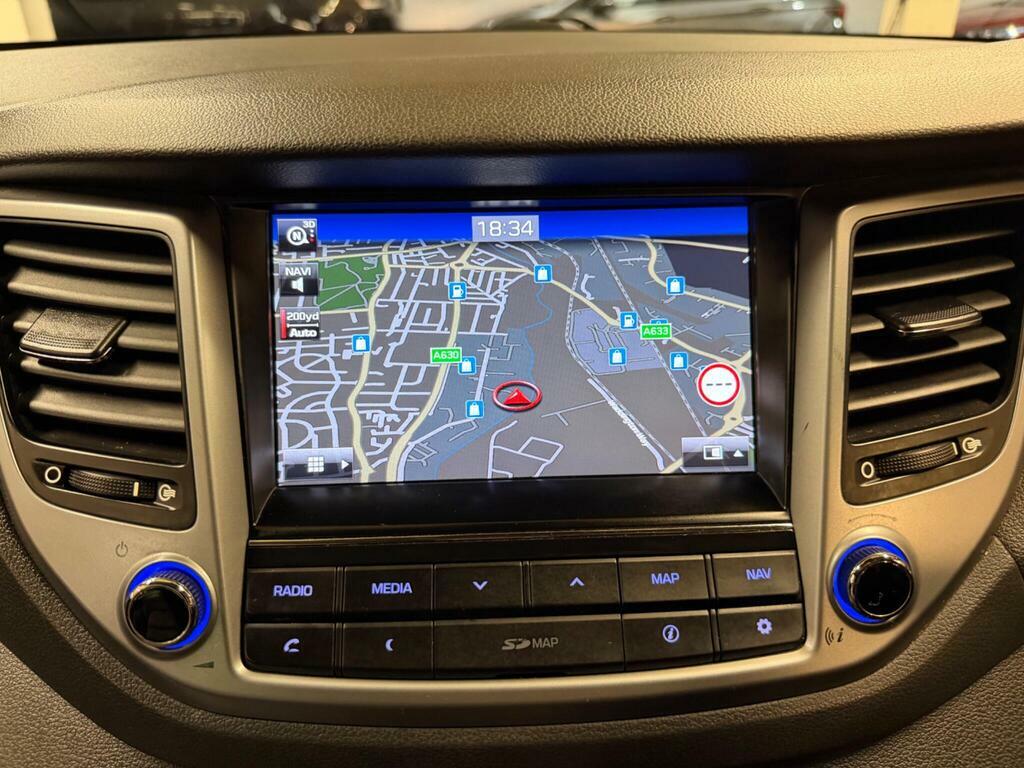 Hyundai Tucson 2.0 Crdi Premium Se Silver #28