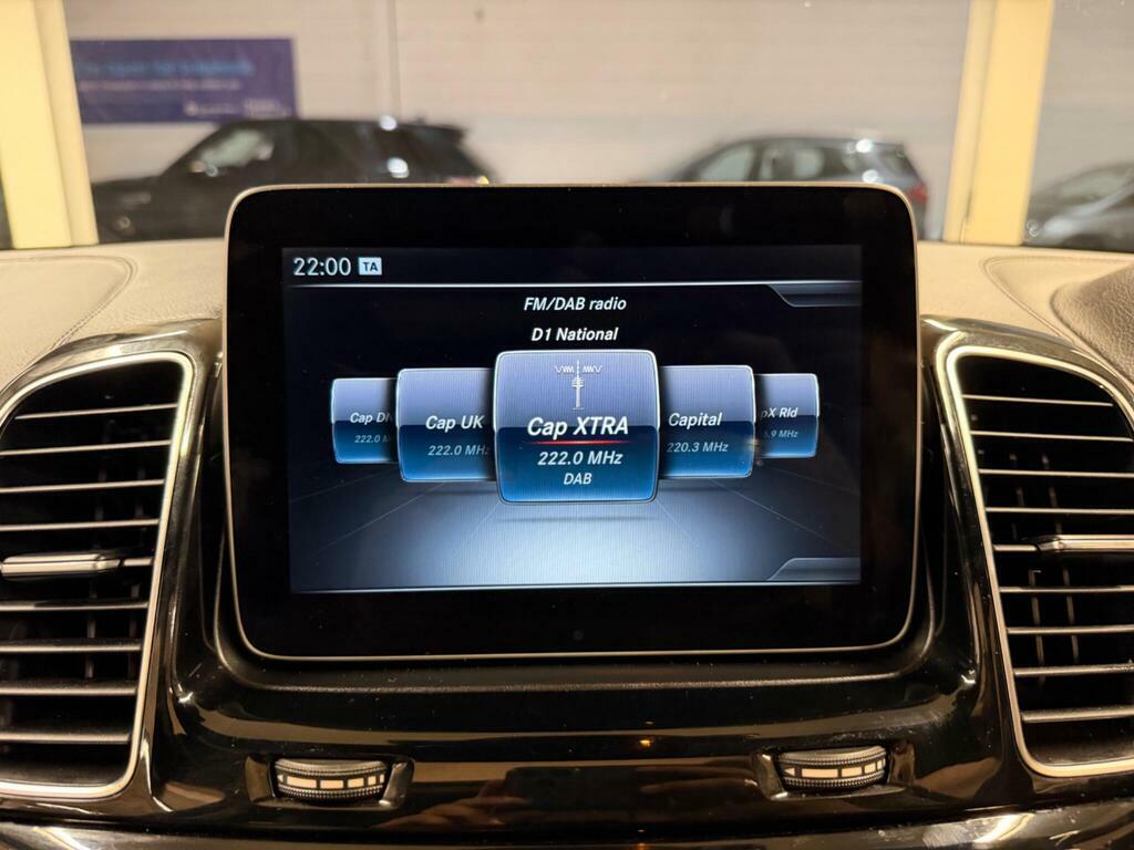 Mercedes-Benz GLS Class 350D 4Matic Amg Line 9G-tronic Grey #32