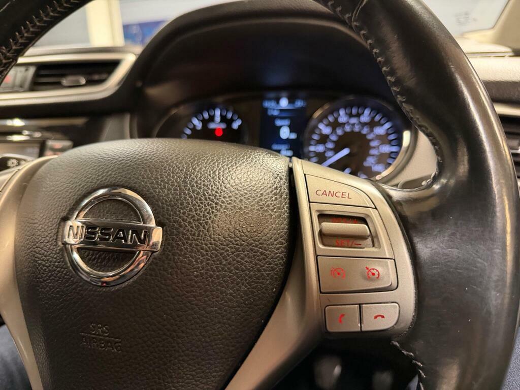 Nissan Qashqai 1.5 Dci Acenta Premium 108 Bhp White #25