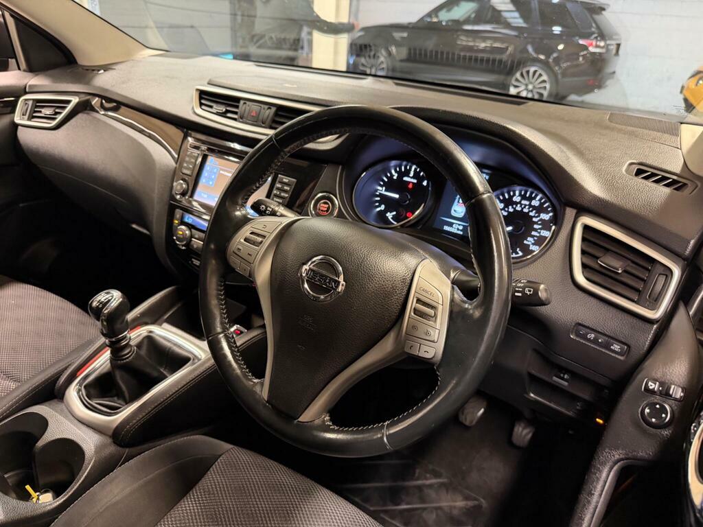 Nissan Qashqai 1.5 Dci Acenta Premium 108 Bhp White #16