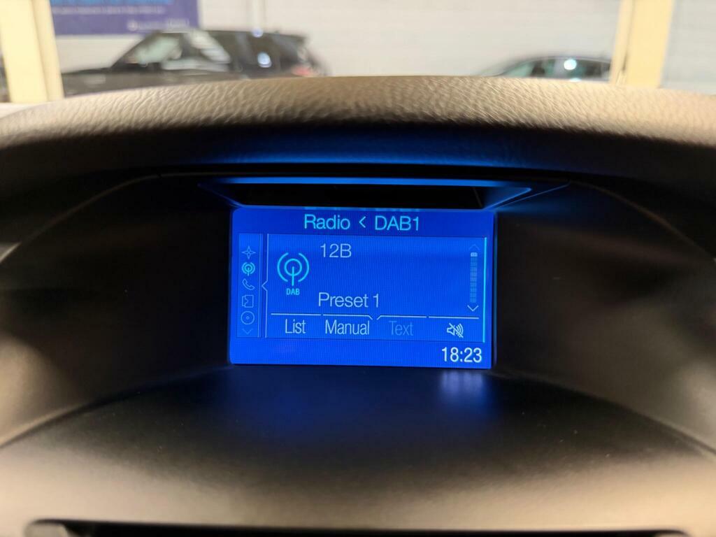 Ford Focus Estate 1.5T Ecoboost Titanium Euro 6 Ss 20 Brown #29