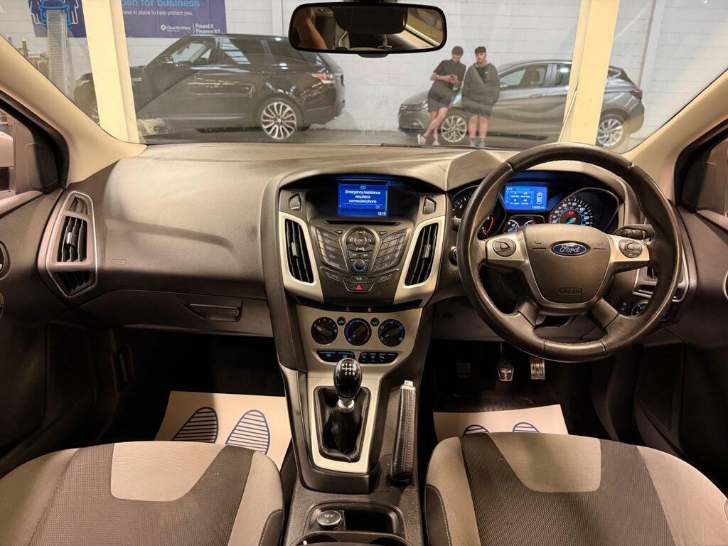 Ford Focus Estate 1.5T Ecoboost Titanium Euro 6 Ss 20 Brown #25