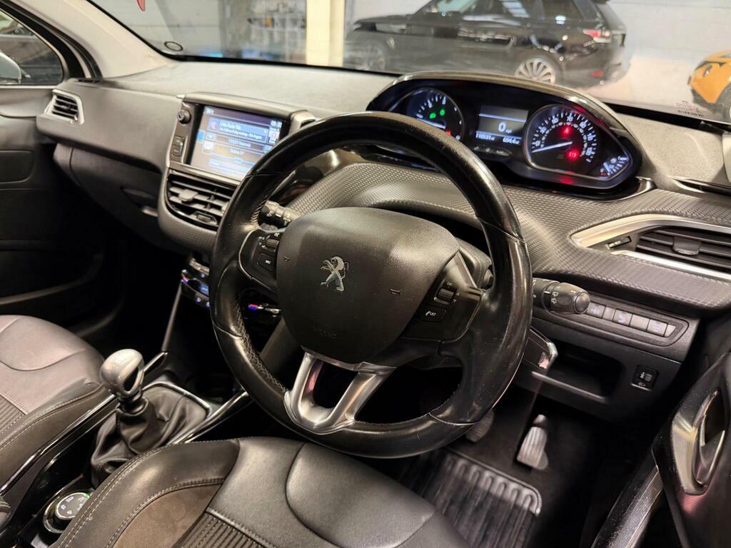 Peugeot 2008 1.2 Puretech Allure Euro 6 Red #10