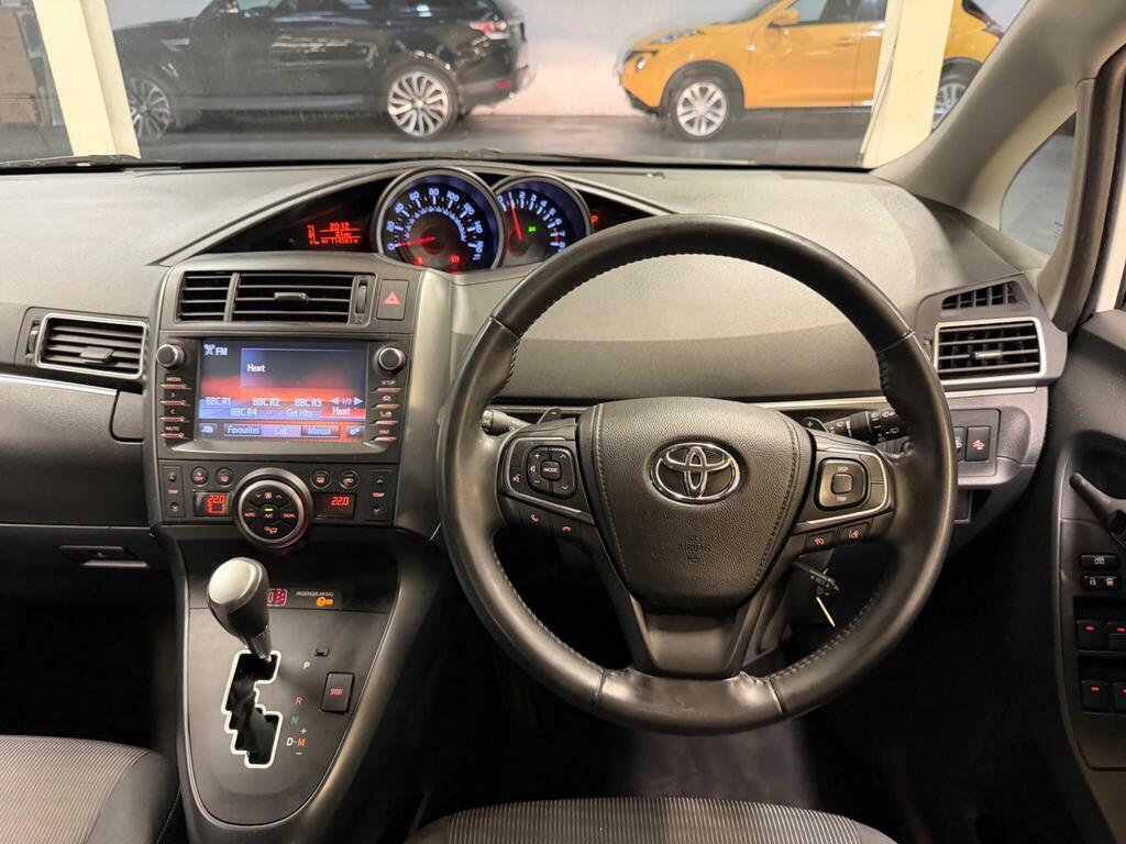 Toyota Verso 1.6 V-matic Icon Tss Black #23