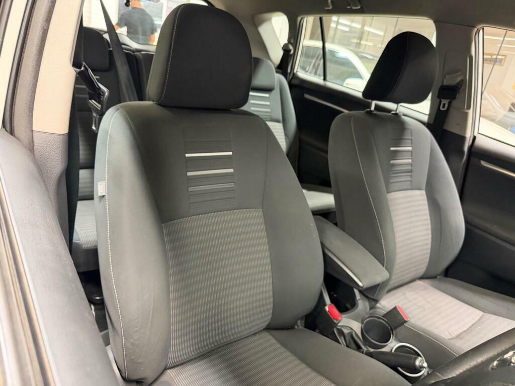 Toyota Verso 1.6 V-matic Icon Tss Black #17