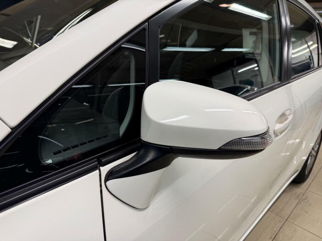 Toyota Verso 1.6 V-matic Icon Tss Black #16