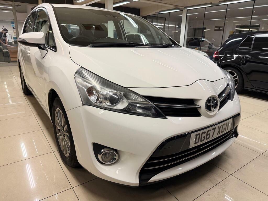 Toyota Verso 1.8 V-matic Icon Multidrive S Euro 6 White
