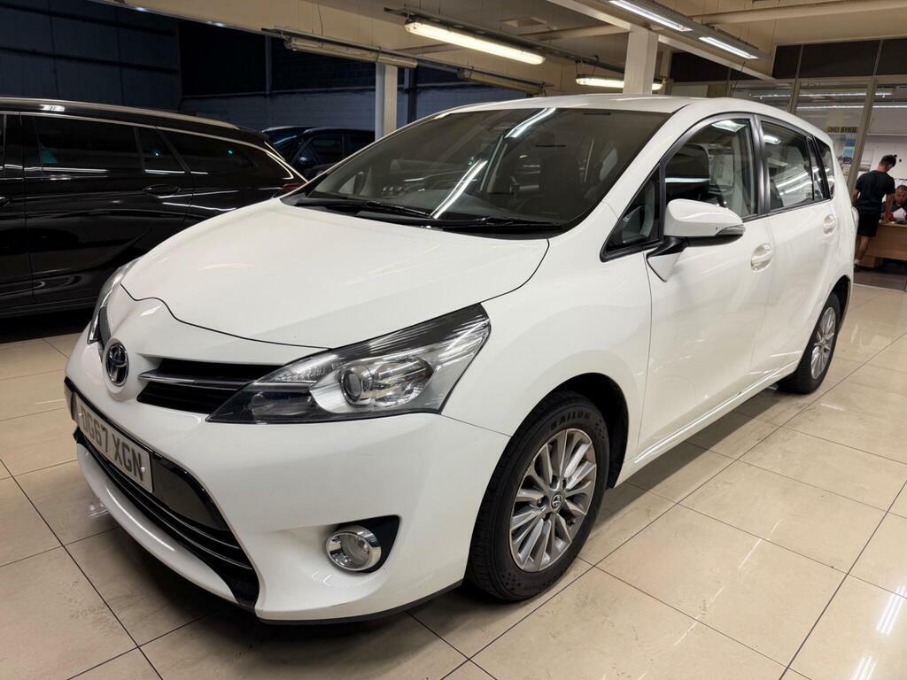 Toyota Verso 1.8 V-matic Icon Multidrive S Euro 6 White #3