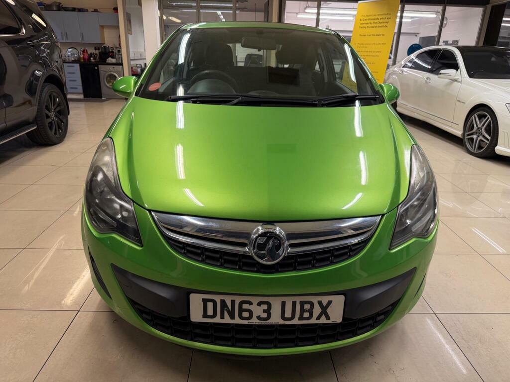 Vauxhall Corsa 1.2 16V Exclusiv Euro 5 Green #2