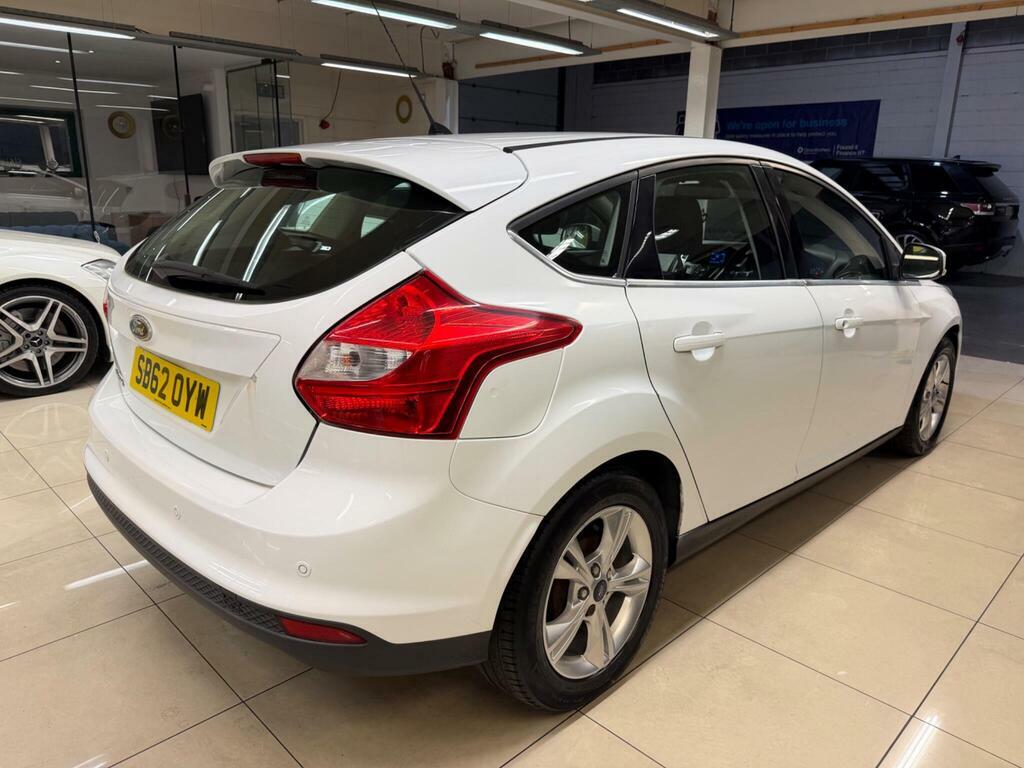 Ford Focus 1.6 Zetec Euro 5 White #5