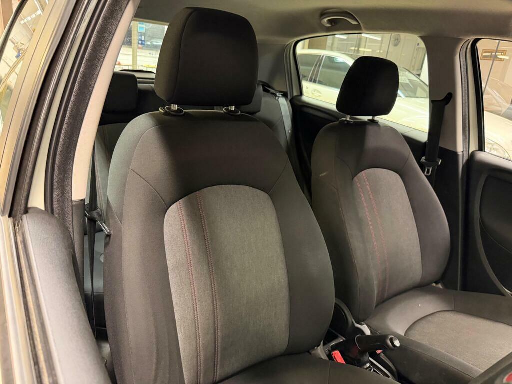 Fiat Punto Fiat Punto 1.4 Gbt Euro 5 Ss Euro 5 Red #14