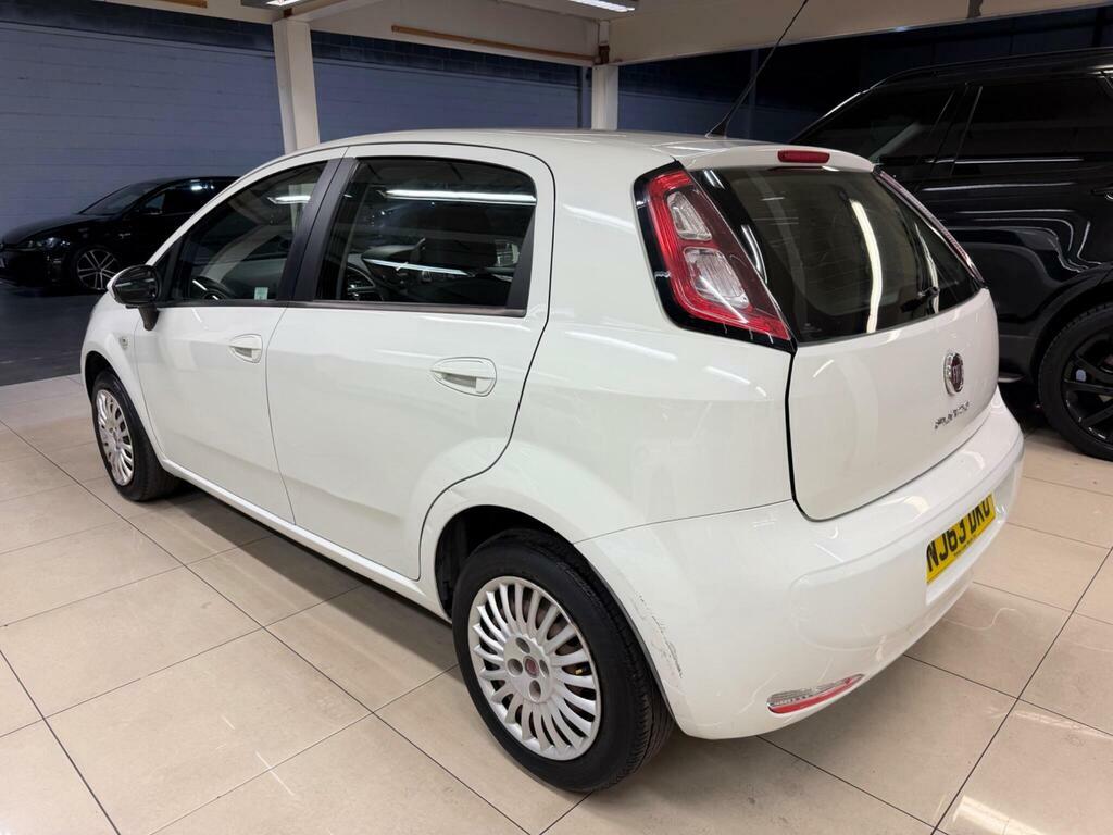 Fiat Punto Fiat Punto 1.4 Gbt Euro 5 Ss Euro 5 Red #4