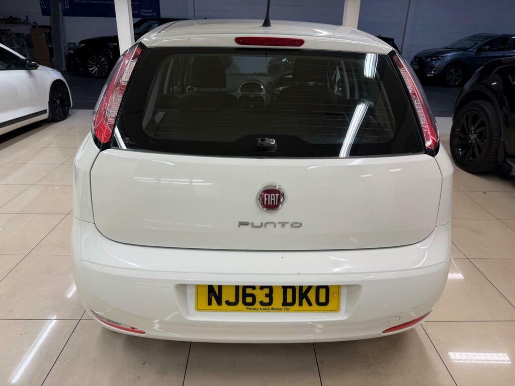 Fiat Punto Fiat Punto 1.4 Gbt Euro 5 Ss Euro 5 Red #5