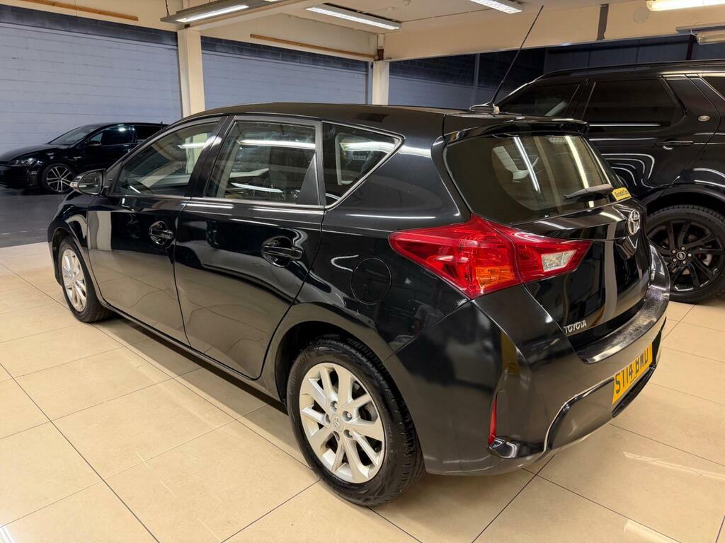 Toyota Auris 1.4 D-4d Icon Euro 5 S S Black #4