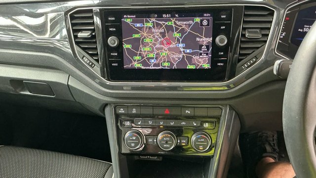 Volkswagen T-Roc Se 1.5 Tsi 150Ps Evo 6-Speed White #8