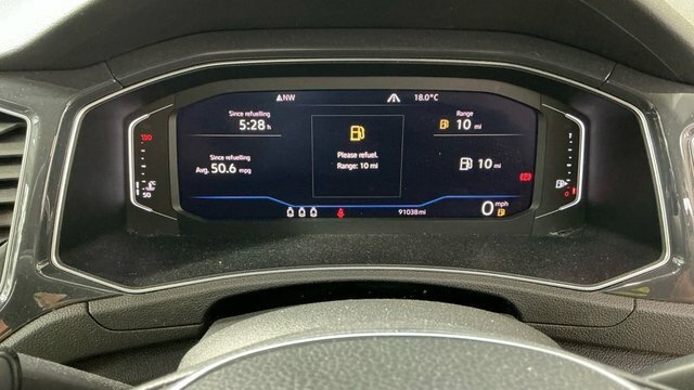 Volkswagen T-Roc Se 1.5 Tsi 150Ps Evo 6-Speed White #9